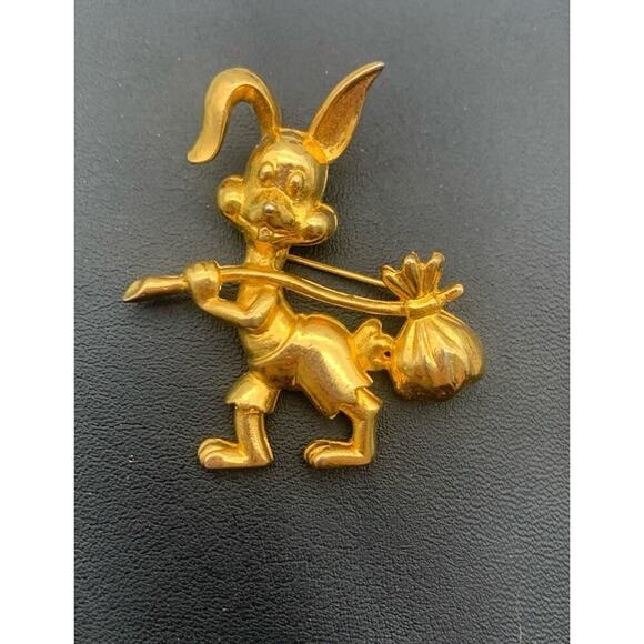 Vintage Gold Tone Hobo Bunny Rabbit Brooch - Picture 1 of 4